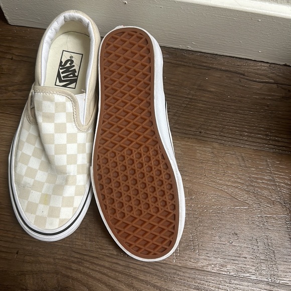 Vans - Picture 3 of 3